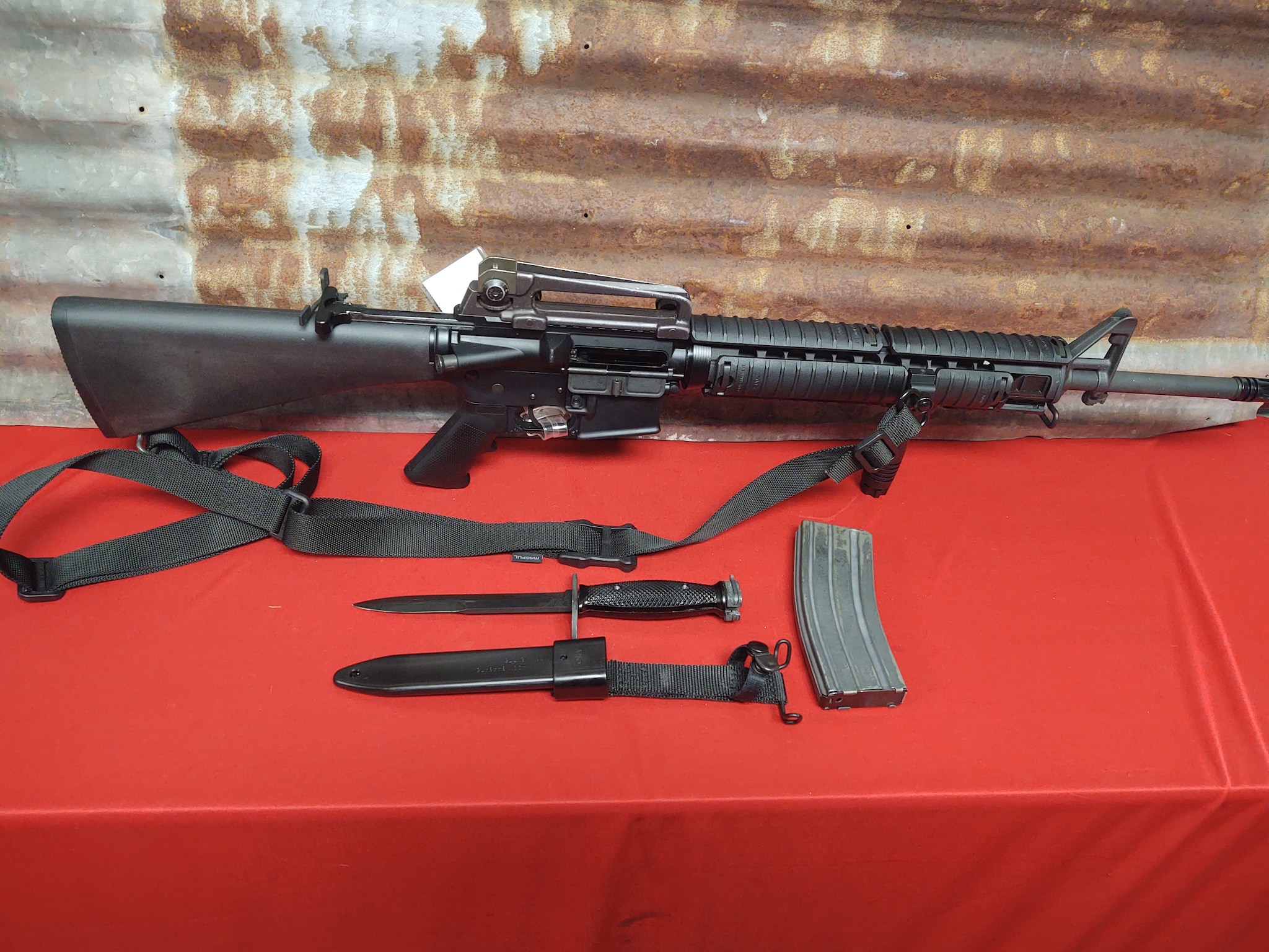 ANDERSON MANUFACTURING FEATURELESS AM-15 AR AR-15 M4 M16