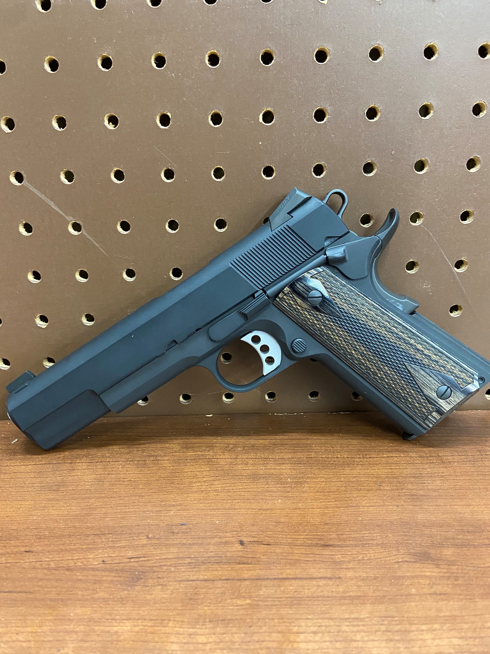 CASPIAN ARMS 1911
