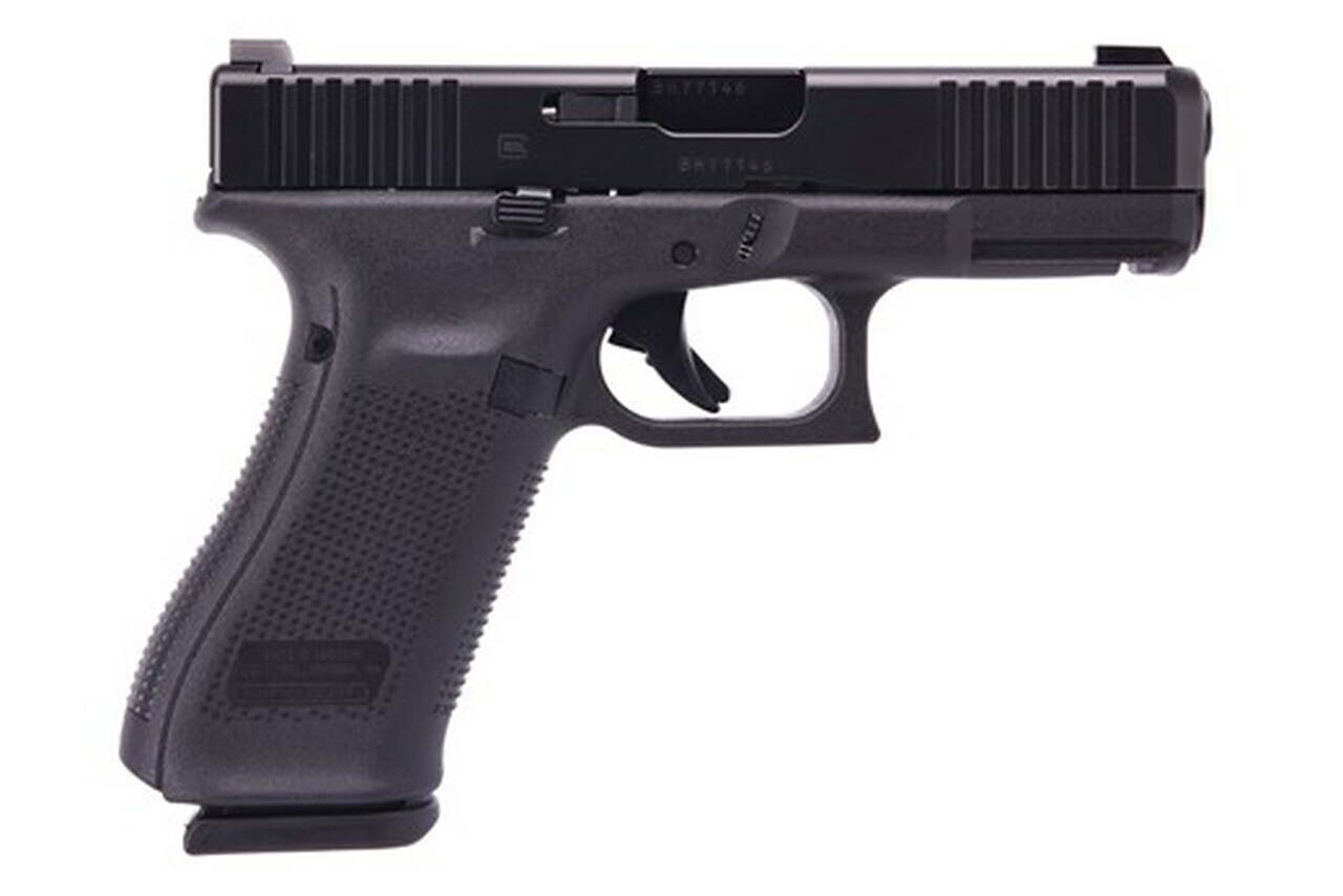 Glock 17 Gen5 Full Size 9MM 4.49" Barrel, Fixed Sights, Ambi Slide Stop Lever, Flared Mag Well, Front Serrations 3x 17rd Mags Glock