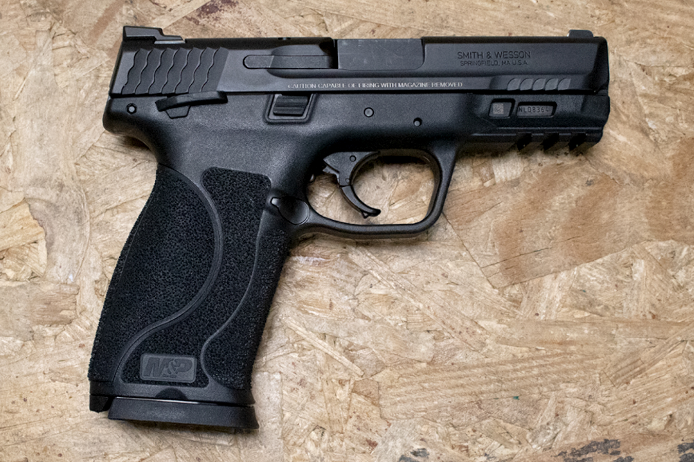 Smith & Wesson M&P45 M2.0 Compact 45 ACP Centerfire Pistol with No Thumb Safety